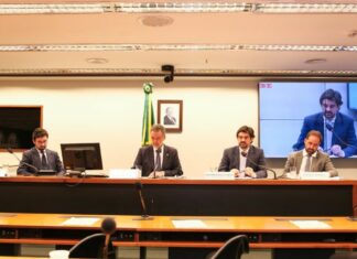 Category "Esportes" com ad especifico contratado