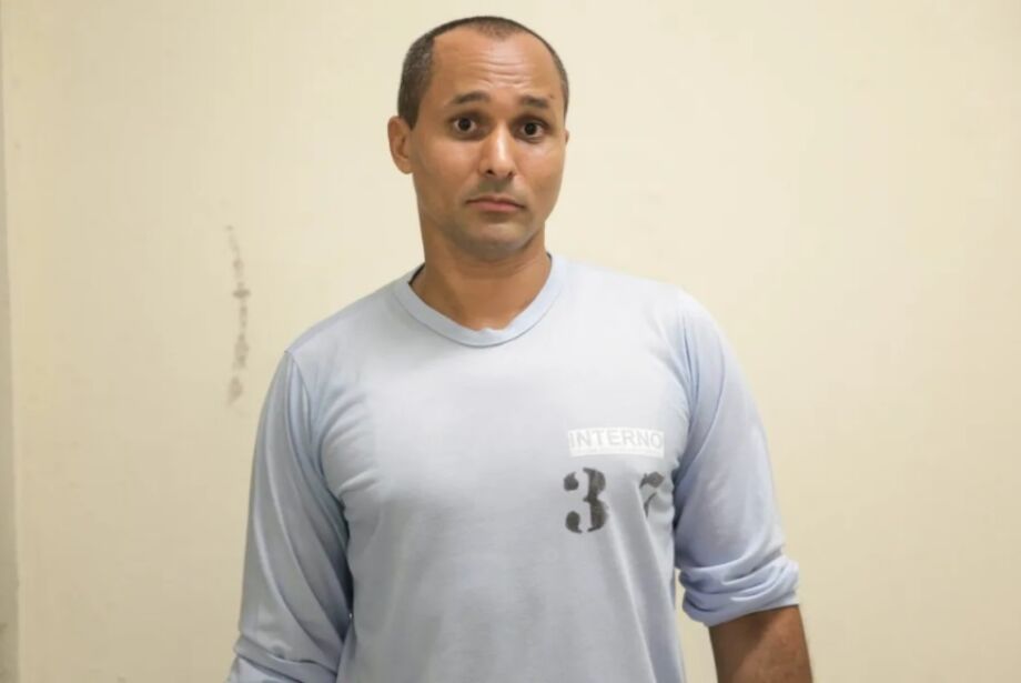 Dino proíbe que Marcinho VP, chefão do Comando Vermelho, dê entrevista no presídio Dino proíbe que Marcinho VP, chefão do Comando Vermelho, dê entrevista no presídio