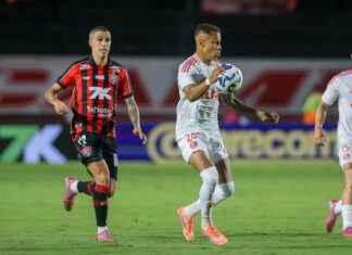 Category "Esportes" com ad especifico contratado