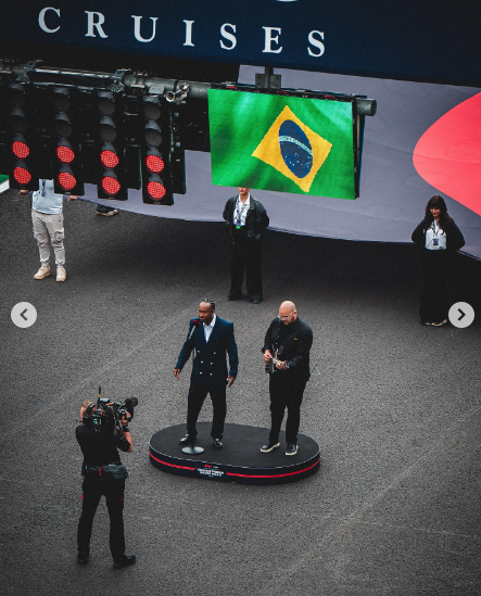 Thiaguinho relembra infância em MS após cantar hino nacional na F1: ‘Emoção’