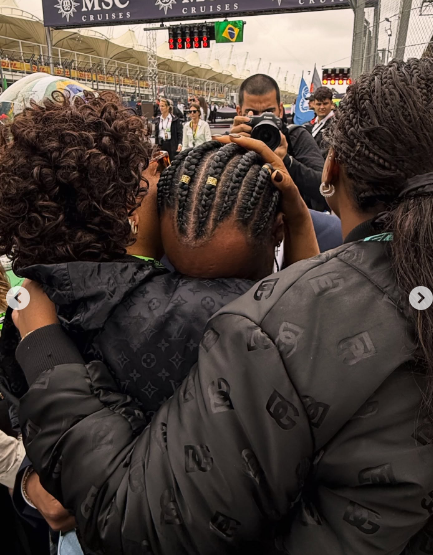 Thiaguinho relembra infância em MS após cantar hino nacional na F1: ‘Emoção’
