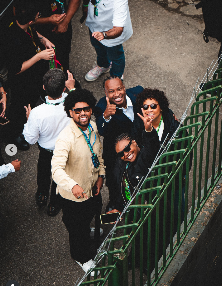 Thiaguinho relembra infância em MS após cantar hino nacional na F1: ‘Emoção’