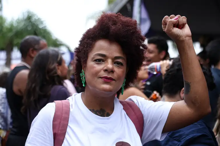 Em Brasília, mulheres denunciam feminicídios e a omissão do Estado