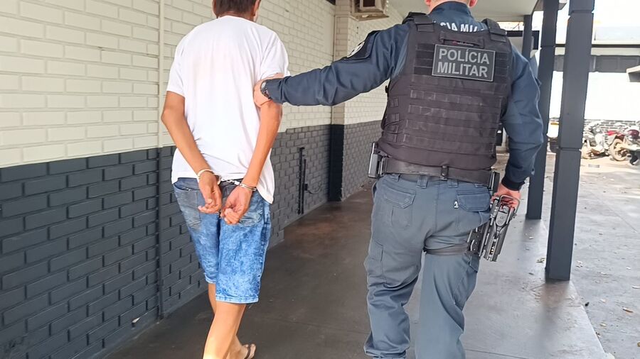 Motorista de aplicativo é preso após arrastar mulher e criança em Dourados