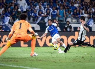 Category "Esportes" com ad especifico contratado