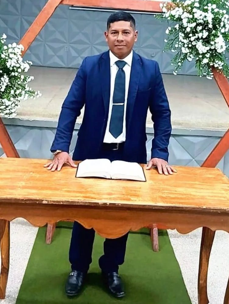 Confira os aniversariantes desse dia 02/12/25, por Dora Nunes