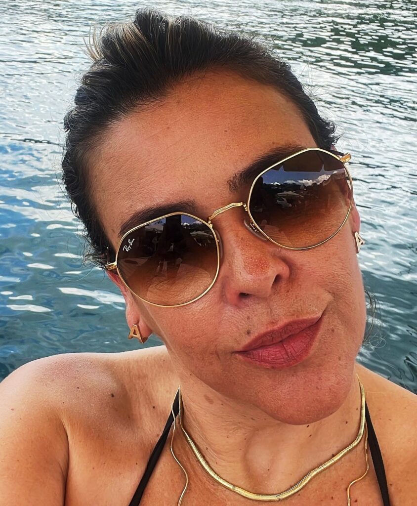 Confira os aniversariantes desse dia 22/12/25, por Dora Nunes