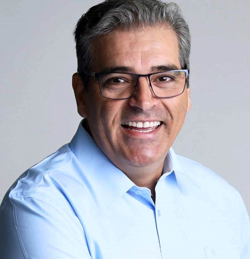 Confira os aniversariantes desse dia 08/12/25, por Dora Nunes