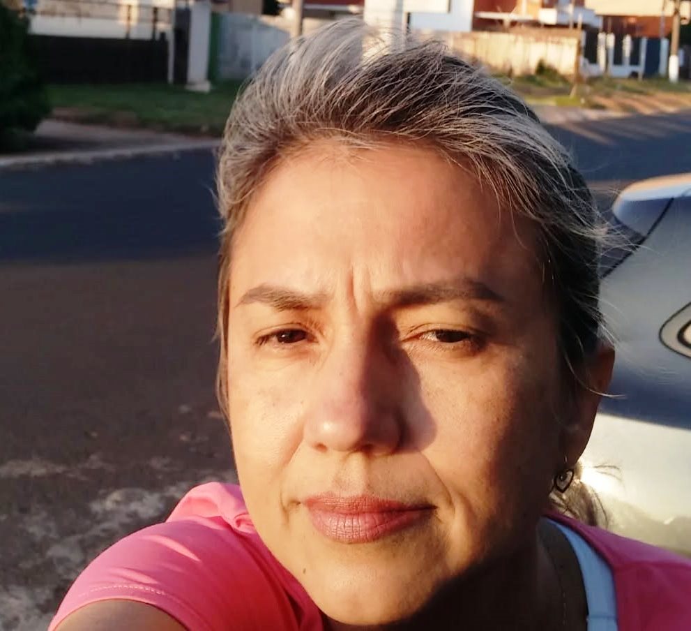 Confira os aniversariantes desse dia 02/12/25, por Dora Nunes