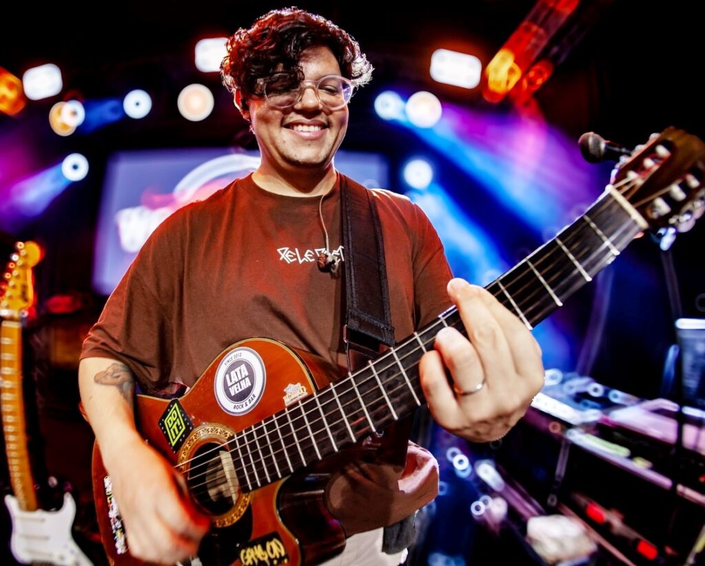 Saiba quem faz aniversário hoje, dia 09/12/25, por Dora Nunes Saiba quem faz aniversário hoje, dia 09/12/25, por Dora Nunes