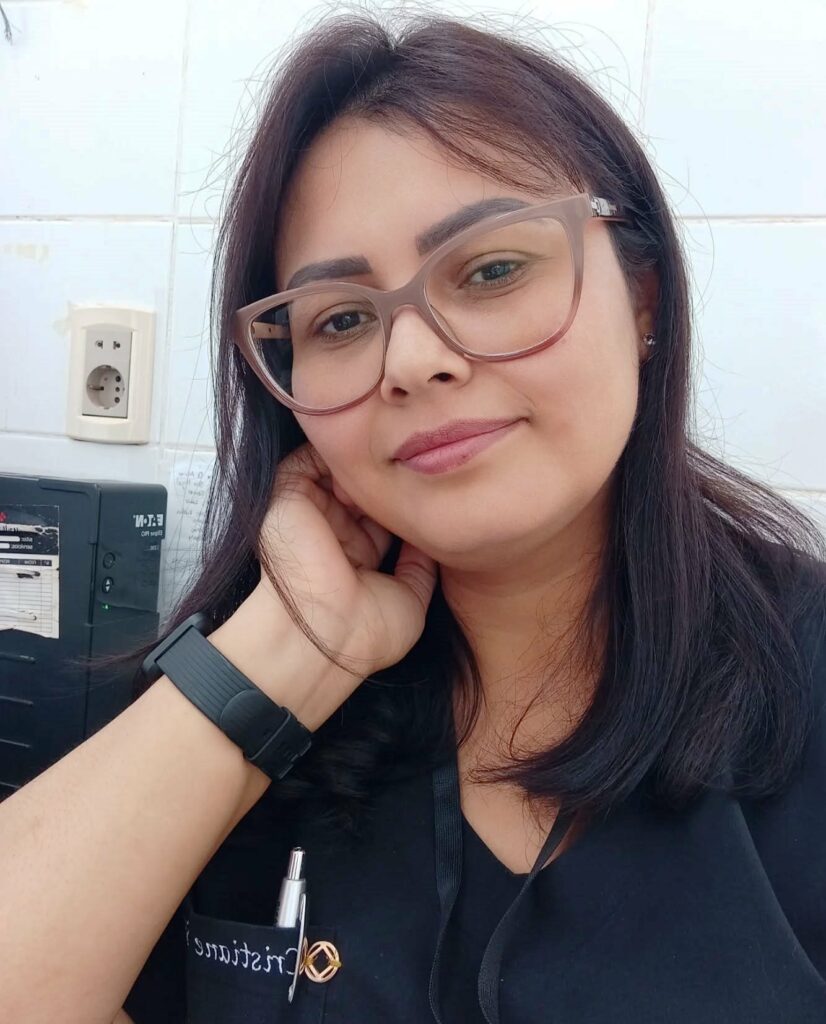 Confira os aniversariantes desse dia 02/12/25, por Dora Nunes