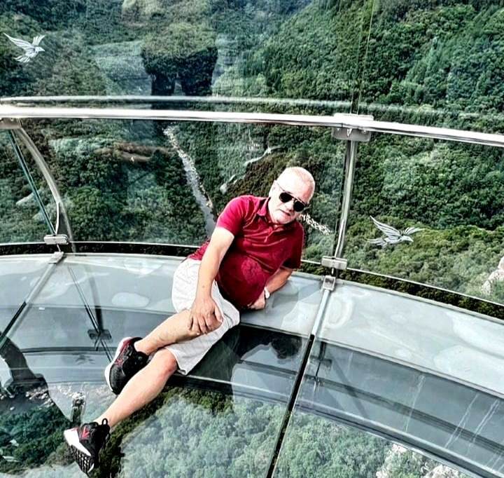 Confira os aniversariantes desse dia 11/12/25, por Dora Nunes