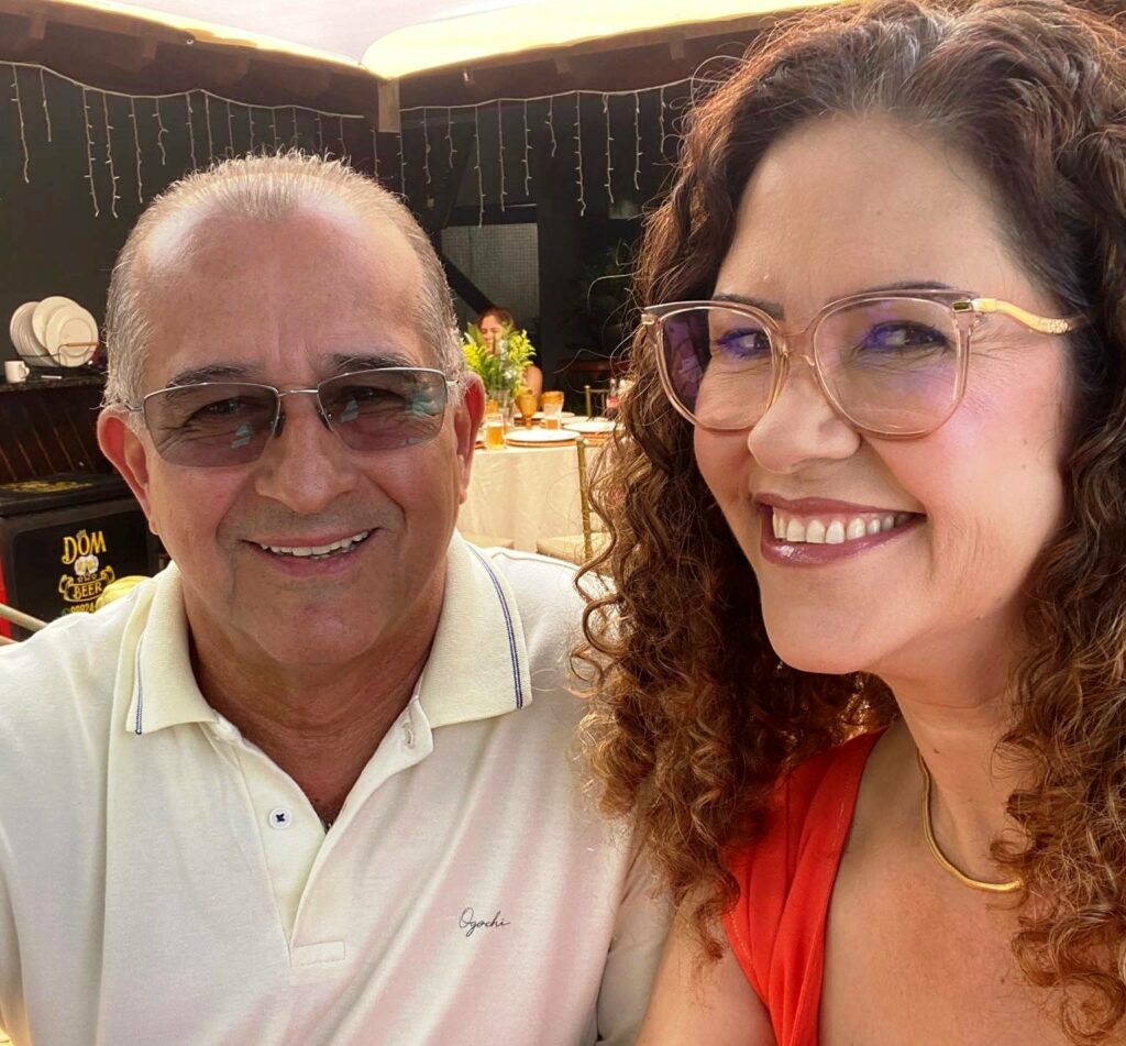 Saiba quem faz aniversário hoje, dia 09/12/25, por Dora Nunes Saiba quem faz aniversário hoje, dia 09/12/25, por Dora Nunes