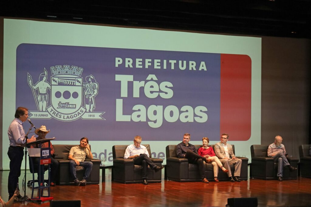 Com investimento de R$ 270 milhões, obra da MS-320 vai ligar cidades e impulsionar economia do Vale da Celulose Com investimento de R$ 270 milhões, obra da MS-320 vai ligar cidades e impulsionar economia do Vale da Celulose