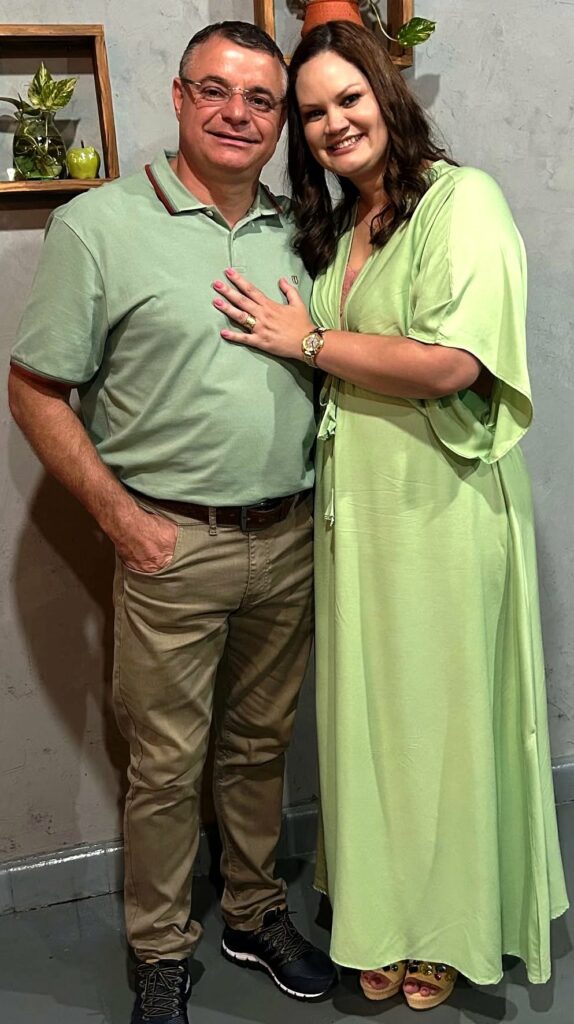 Confira os aniversariantes desse dia 05/12/25, por Dora Nunes