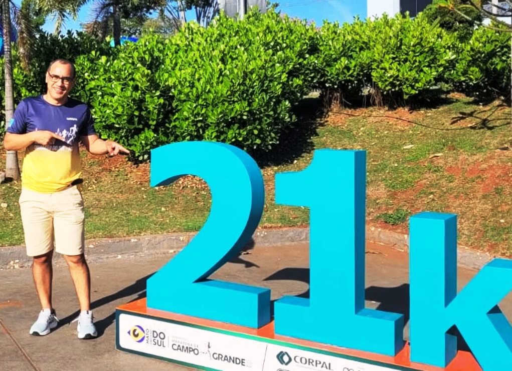 Confira os aniversariantes desse dia 08/12/25, por Dora Nunes