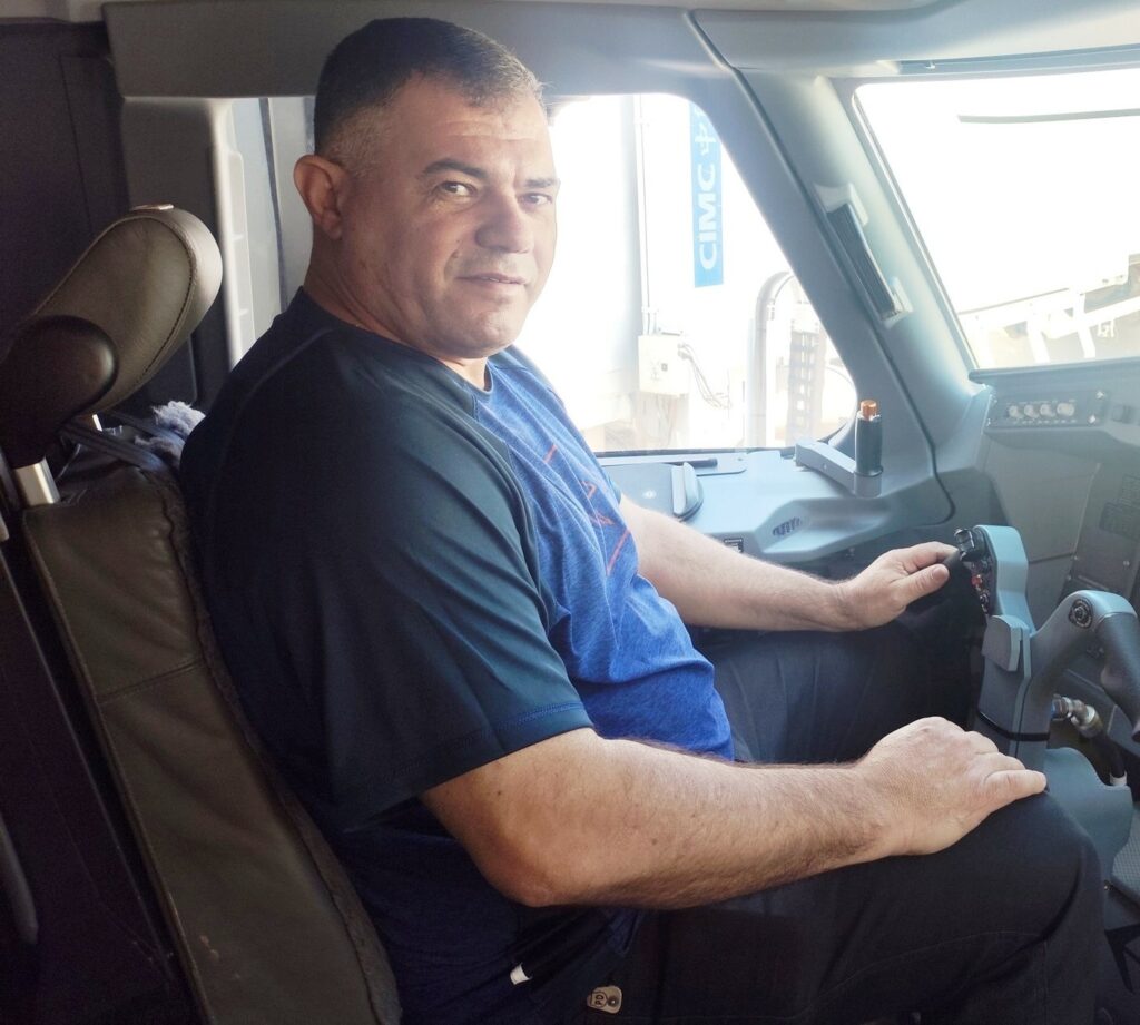 Confira os aniversariantes desse dia 02/12/25, por Dora Nunes