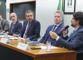 Category "Esportes" com ad especifico contratado