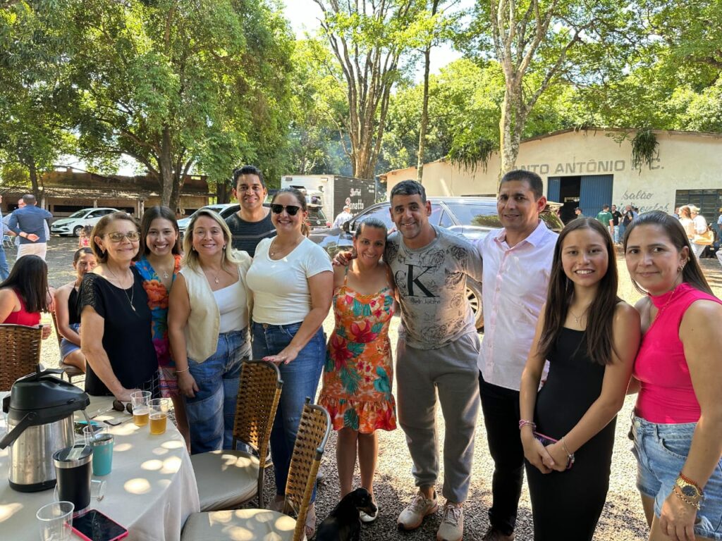 Lia Nogueira celebra avanço em Picadinha e reforça compromisso com desenvolvimento de Dourados Lia Nogueira celebra avanço em Picadinha e reforça compromisso com desenvolvimento de Dourados