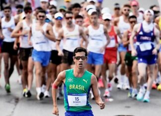 Category "Esportes" com ad especifico contratado