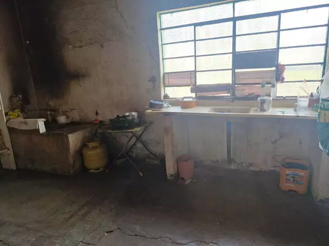 Dono de marca com ternos a R$ 7 mil mantinha trabalhadores em currais Dono de marca com ternos a R$ 7 mil mantinha trabalhadores em currais