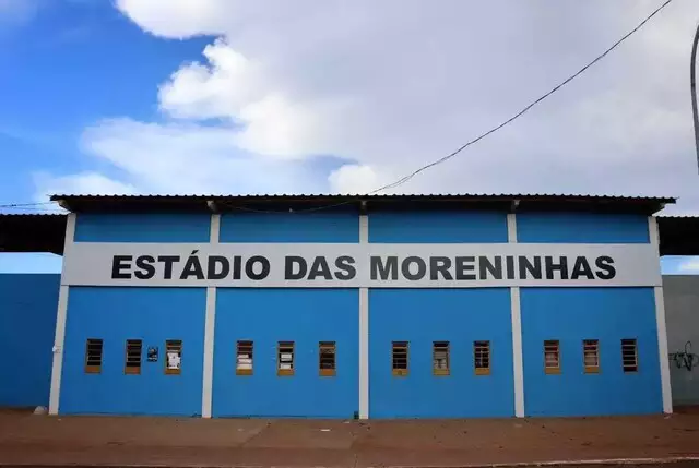 Apelido 'Toca do Leão' é incorporado ao nome oficial do estádio das Moreninhas