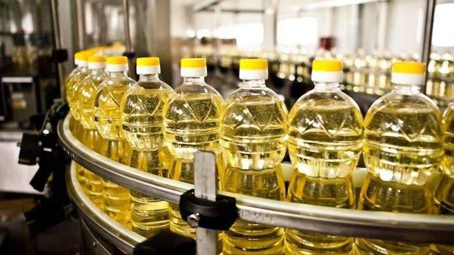 Industria aceitera procesa 600.000 toneladas de granos al año y 98 % corresponde a soja Industria aceitera procesa 600.000 toneladas de granos al año y 98 % corresponde a soja