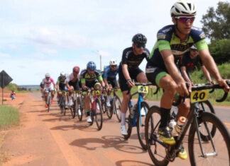 Category "Esportes" com ad especifico contratado