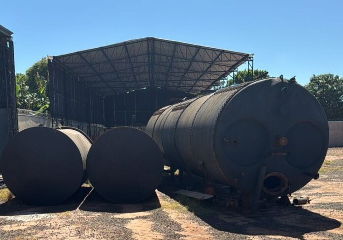 1a98b8fb-f2a5-405b-ae83-fe8d99a838ed