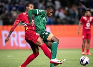 Category "Esportes" com ad especifico contratado