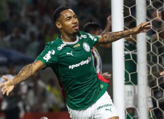 Category "Esportes" com ad especifico contratado