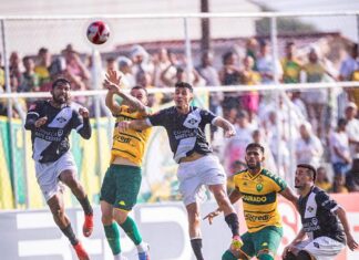 Category "Esportes" com ad especifico contratado