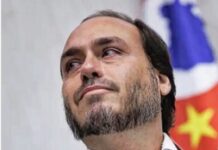 Template Colunistas – Yhuldes Giovani