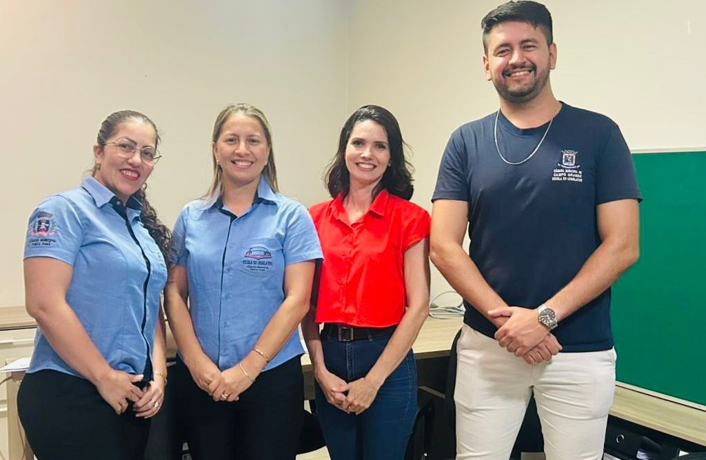 Escola do Legislativo de Ponta Porã participa de reunião na capital Escola do Legislativo de Ponta Porã participa de reunião na capital