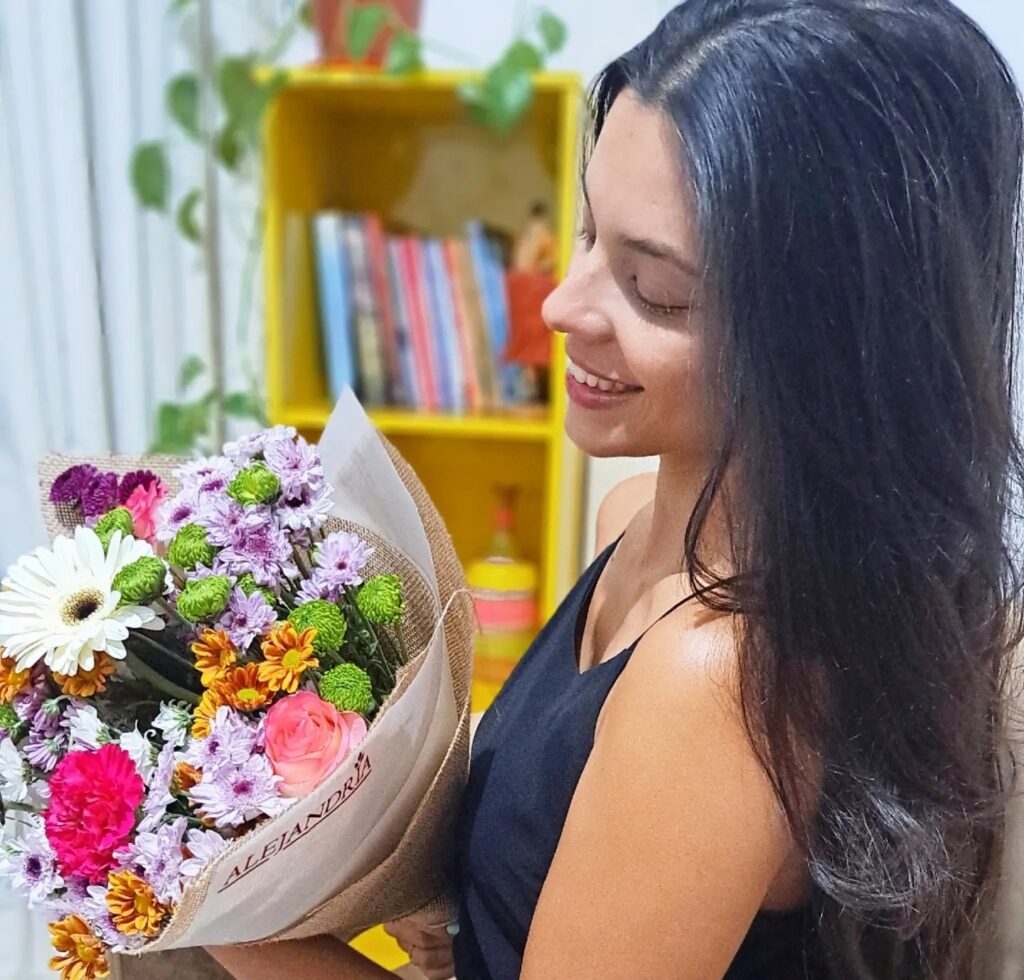 Saiba quem faz aniversário hoje, dia 08/01/26, por Dora Nunes Saiba quem faz aniversário hoje, dia 08/01/26, por Dora Nunes