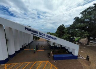 Category "Esportes" com ad especifico contratado