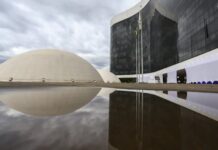 Template Colunistas – Yhuldes Giovani