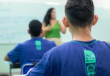 Template Colunistas – Yhuldes Giovani