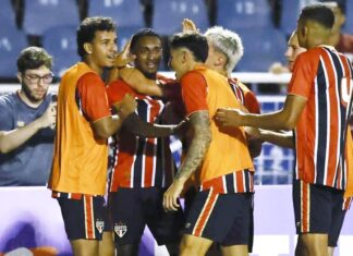 Category "Esportes" com ad especifico contratado