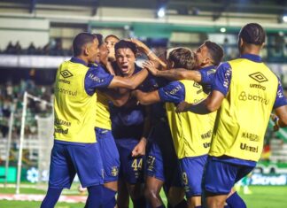 Category "Esportes" com ad especifico contratado