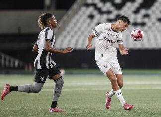 Category "Esportes" com ad especifico contratado