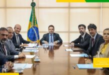 Template Colunistas – Yhuldes Giovani