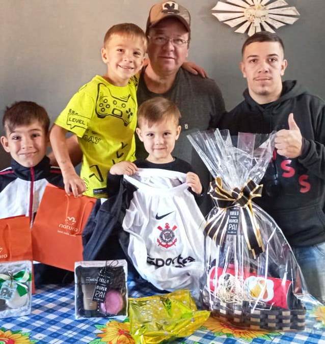 Saiba quem faz aniversário hoje, dia 25/02/26, por Dora Nunes