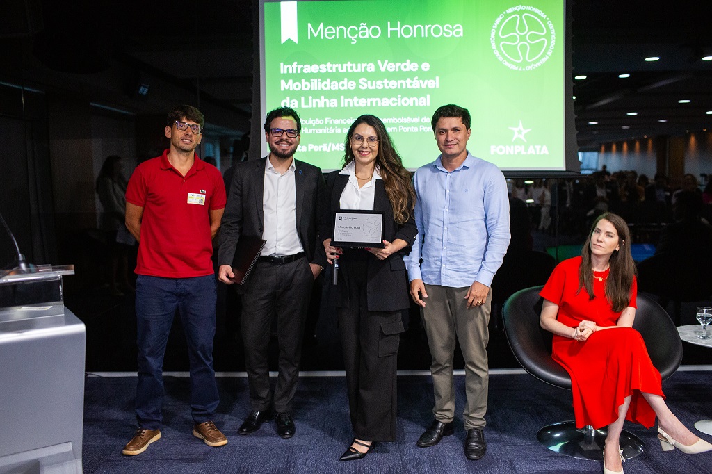 Ponta Porã recebe prêmio nacional pelo projeto “Infraestrutura Verde e Mobilidade Sustentável da Linha Internacional”