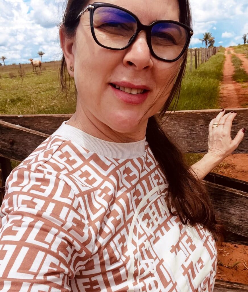 Confira os aniversariantes desse dia 09/02/26, por Dora Nunes