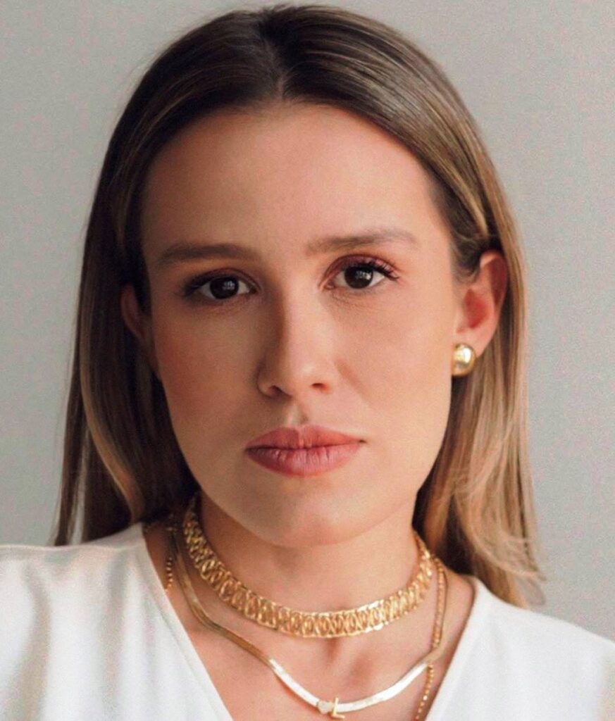 Saiba quem faz aniversário hoje, dia 04/02/26, por Dora Nunes