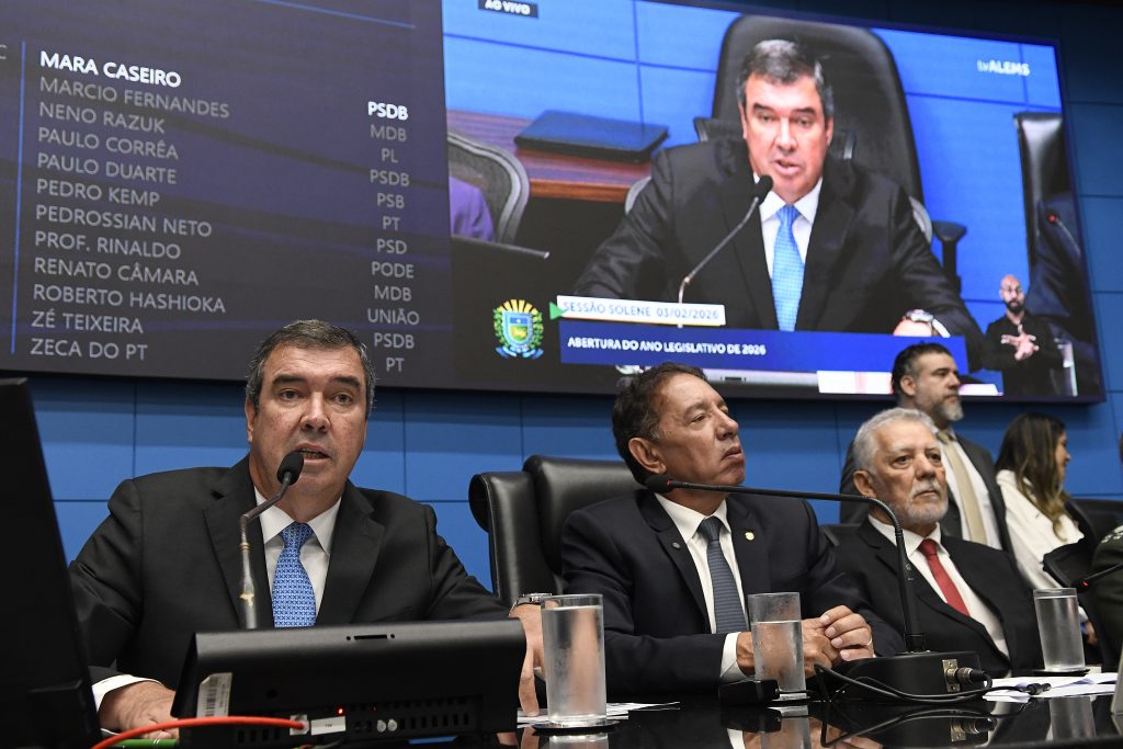 Aliança entre poderes e trabalho pelo desenvolvimento socioeconômico de MS marcam abertura do ano legislativo Aliança entre poderes e trabalho pelo desenvolvimento socioeconômico de MS marcam abertura do ano legislativo