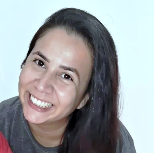 Saiba quem faz aniversário hoje, dia 04/02/26, por Dora Nunes