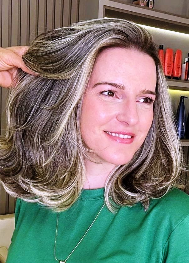 Veja os aniversariantes de hoje, dia 01/03/26 Veja os aniversariantes de hoje, dia 01/03/26