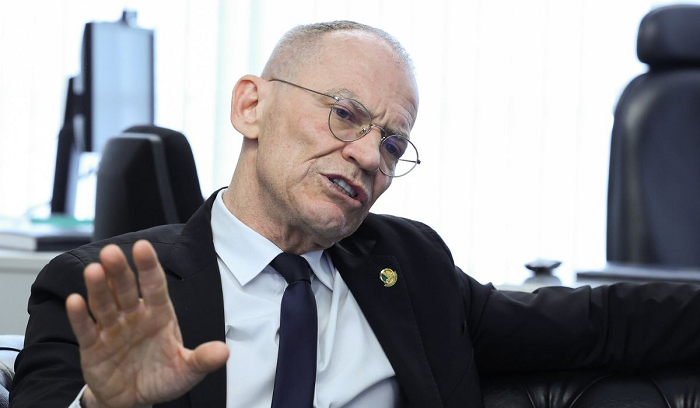 Lei cão Orelha: nova mudança no ECA pode punir adolescentes que violentarem animais